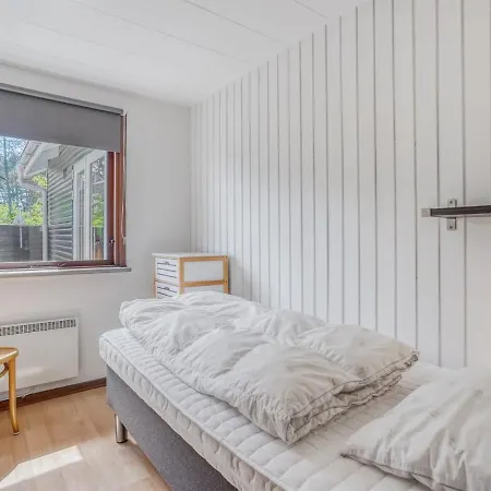 Halfdan - 1-1km From The Sea By Interhome