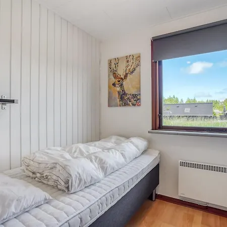 Halfdan - 1-1km From The Sea By Interhome